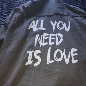Elan "all u need is ❤️" shacket